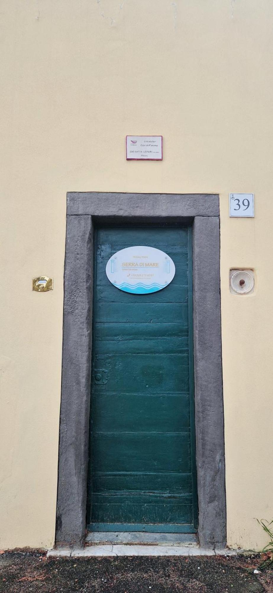 Serra Di Mare Casa Con Giardino Livorno Exterior photo