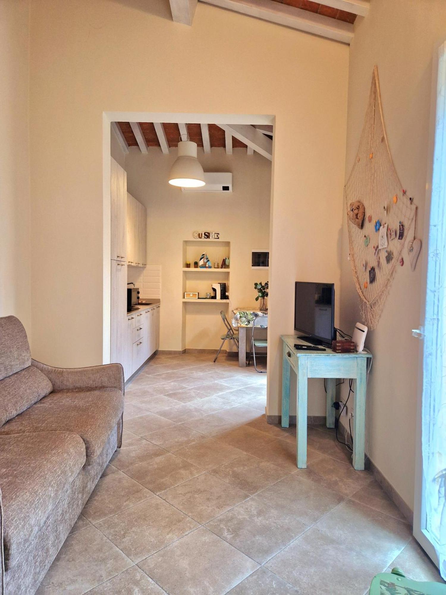 Serra Di Mare Casa Con Giardino Livorno Exterior photo